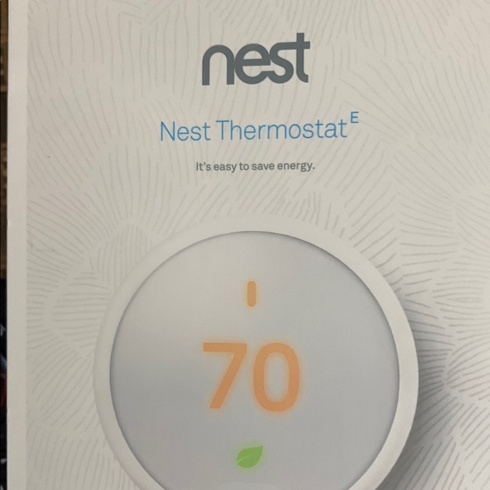 NEST  White Thermostat